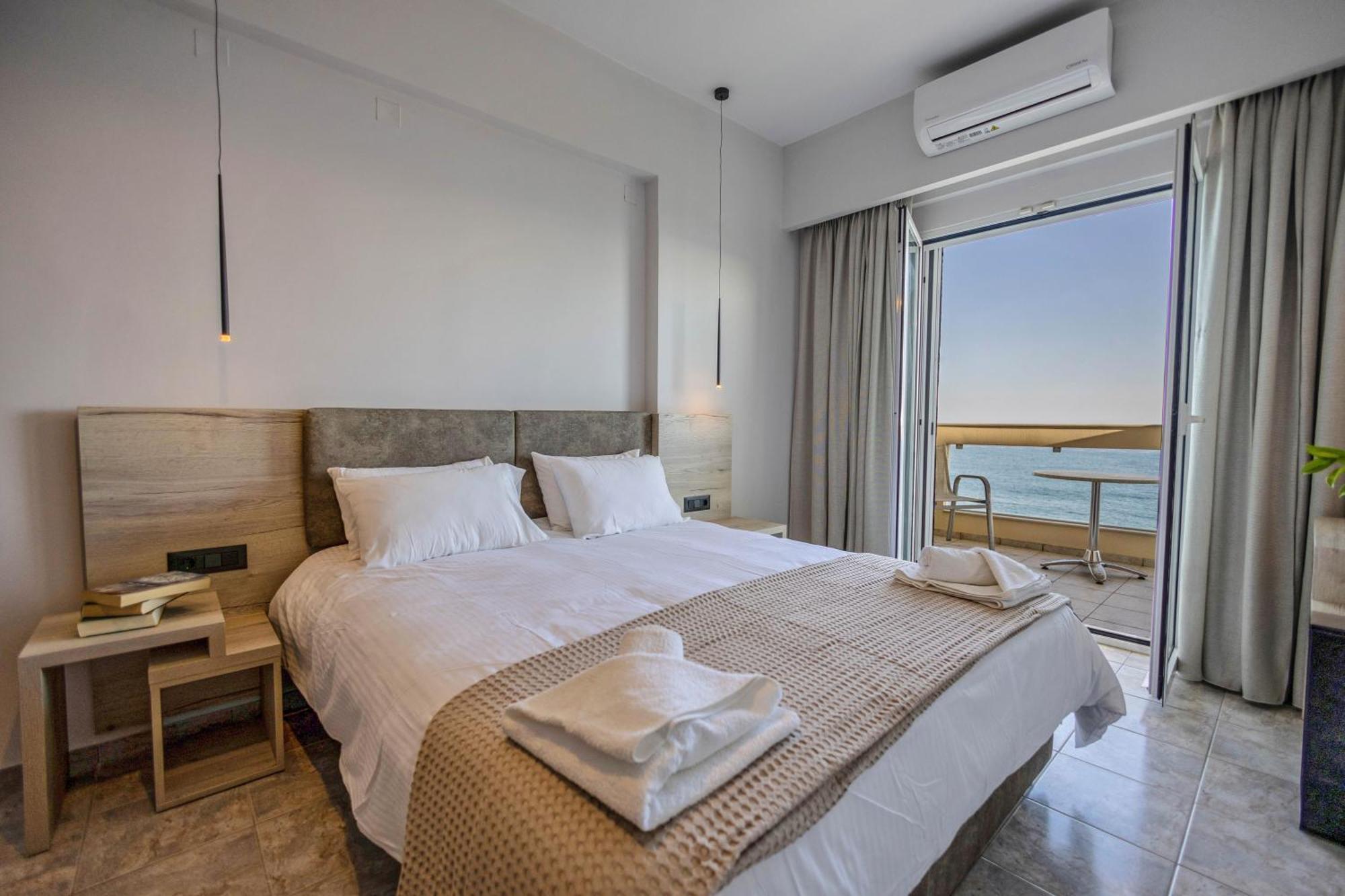 Santa Marina Apartments Rodakino Eksteriør bilde