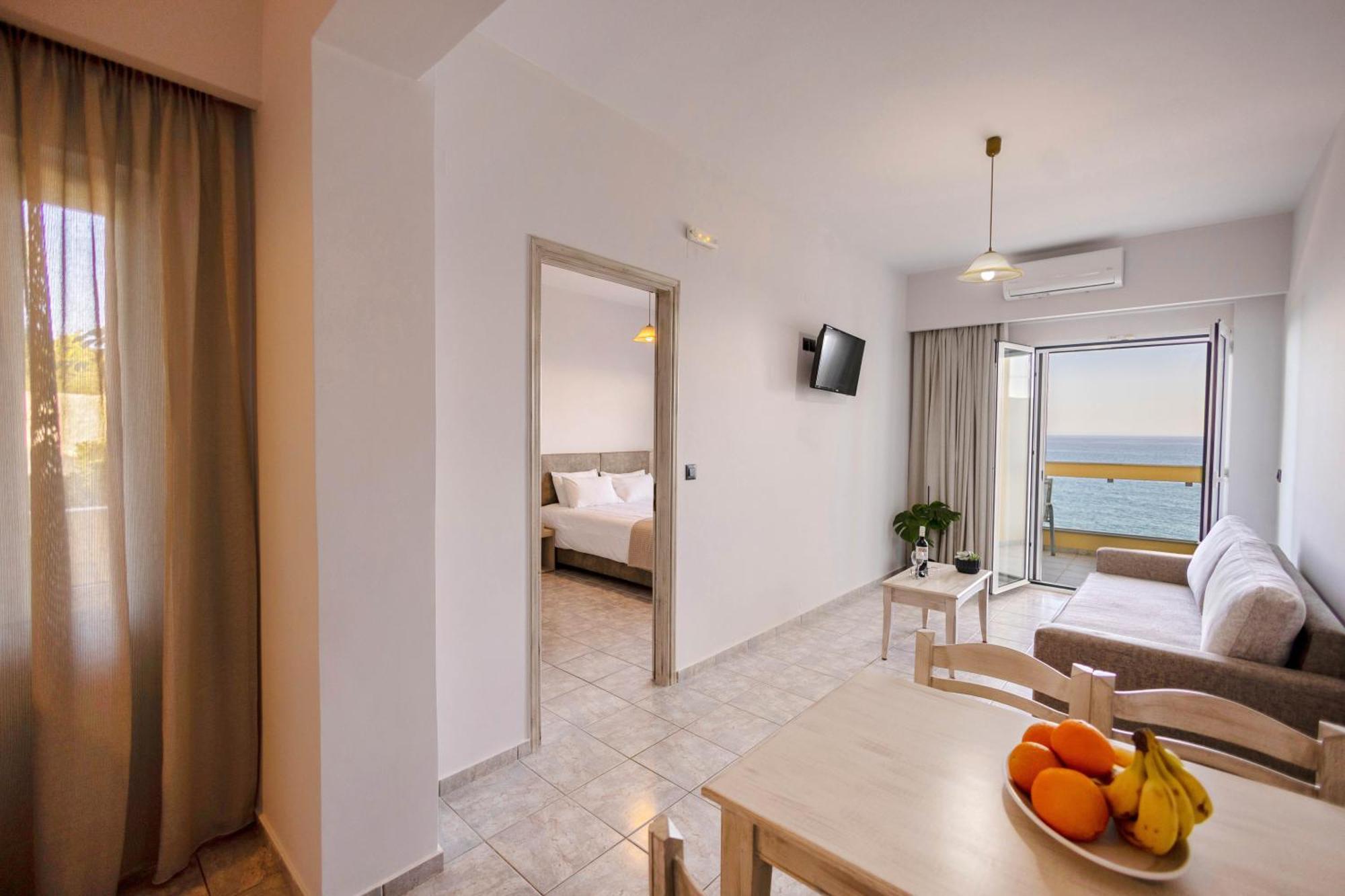 Santa Marina Apartments Rodakino Eksteriør bilde